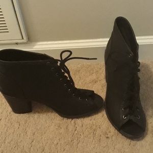 Lace up heel boots